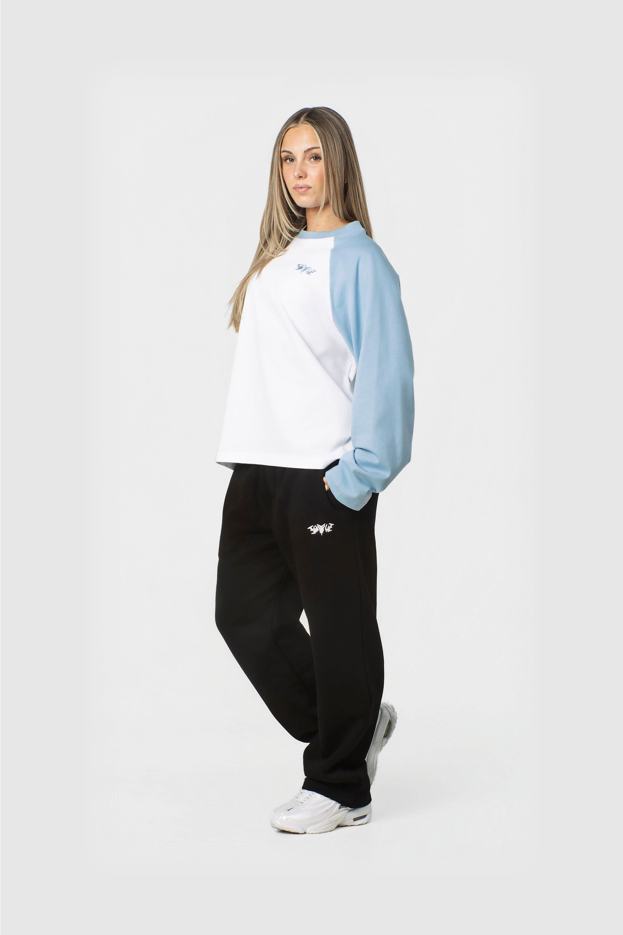 RAGLAN LONGSLEEVE BABYBLUE