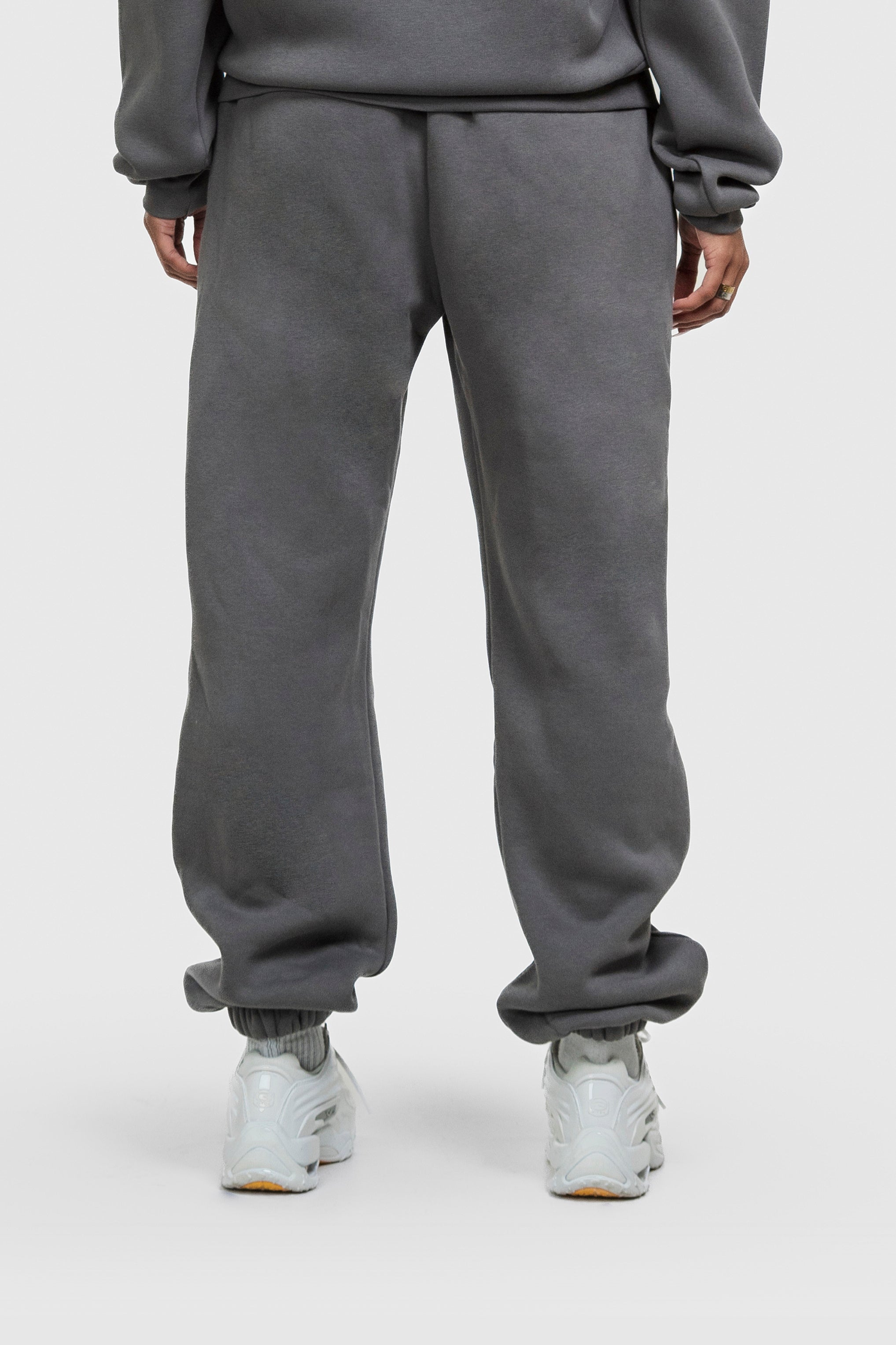 BASIC CUFFED JOGGER ANTHRAZIT