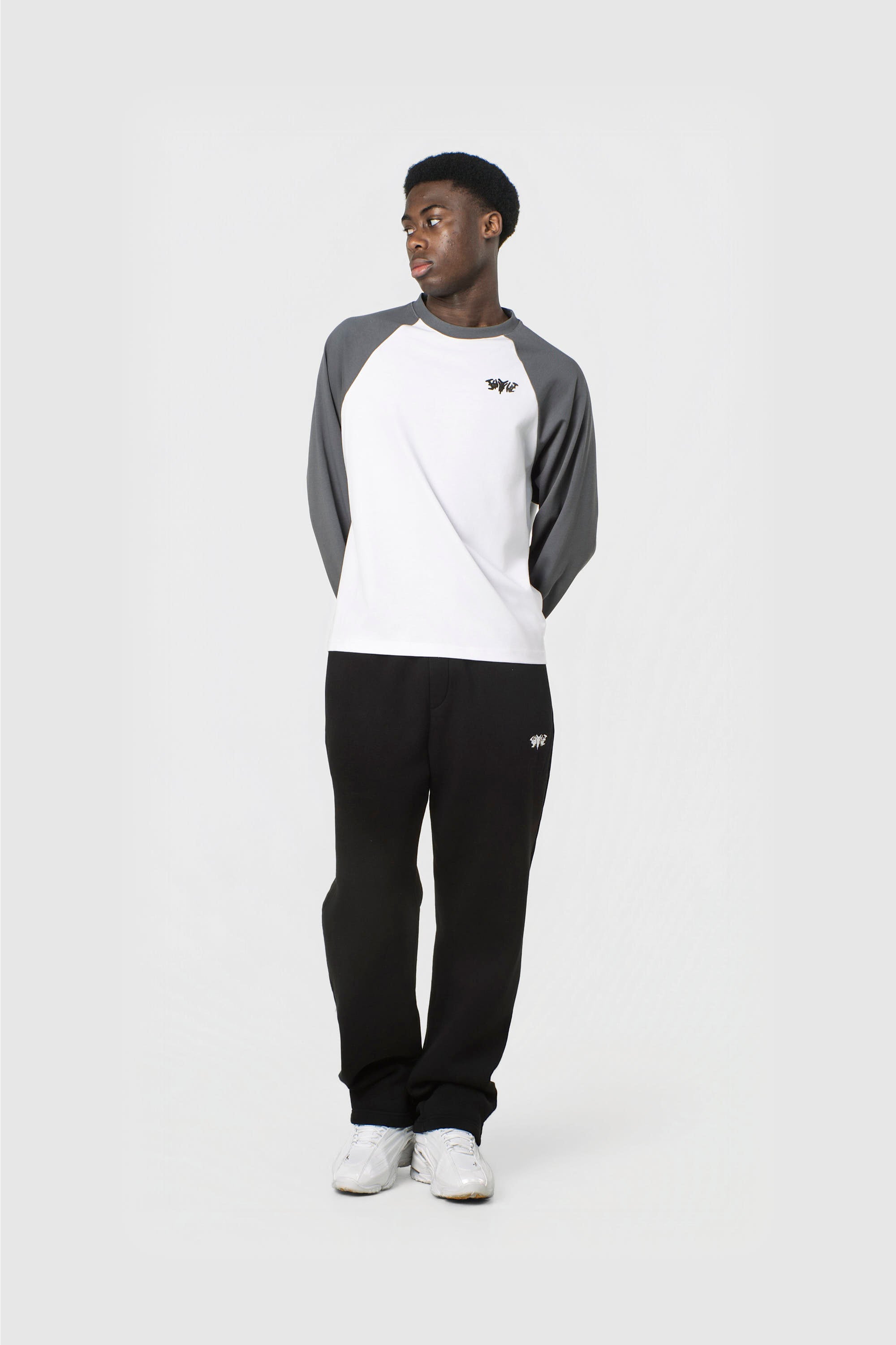 RAGLAN LONGSLEEVE ANTHRAZIT