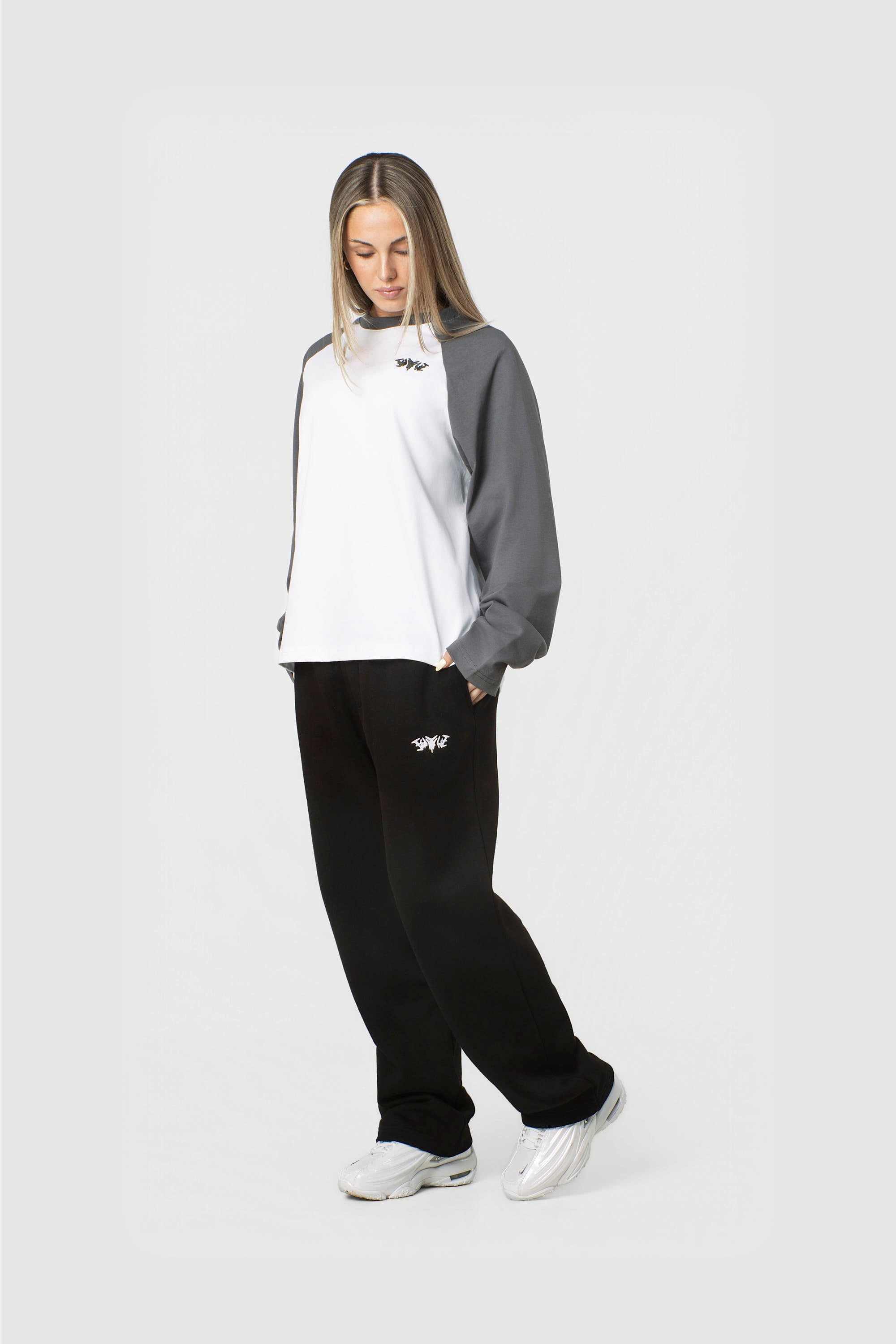 RAGLAN LONGSLEEVE ANTHRAZIT