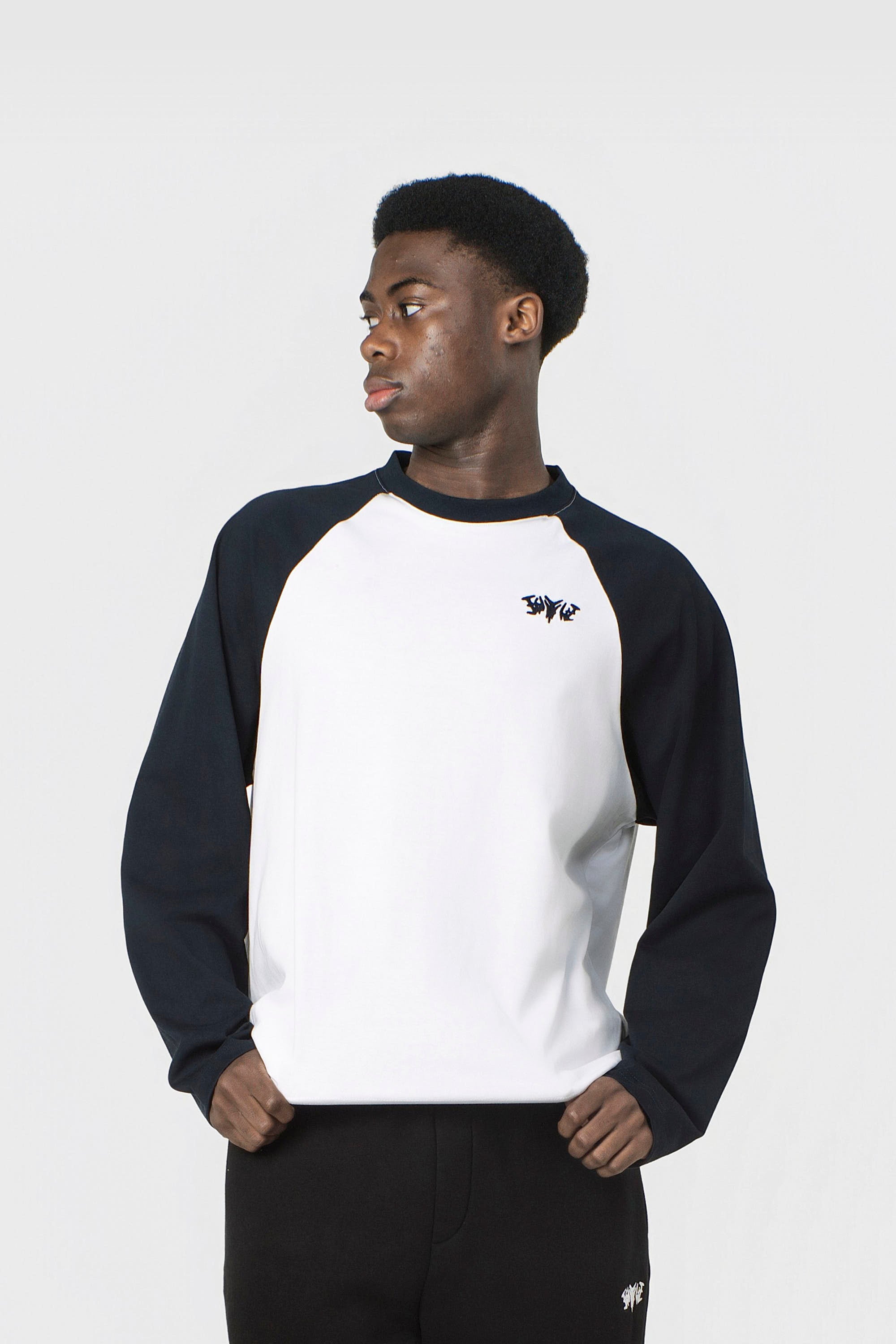 RAGLAN LONGSLEEVE NAVY