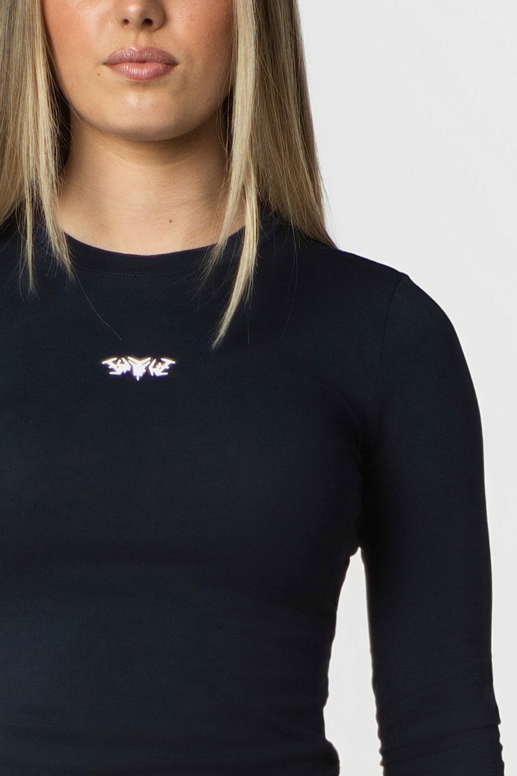 WOMEN LONGSLEEVE NAVY