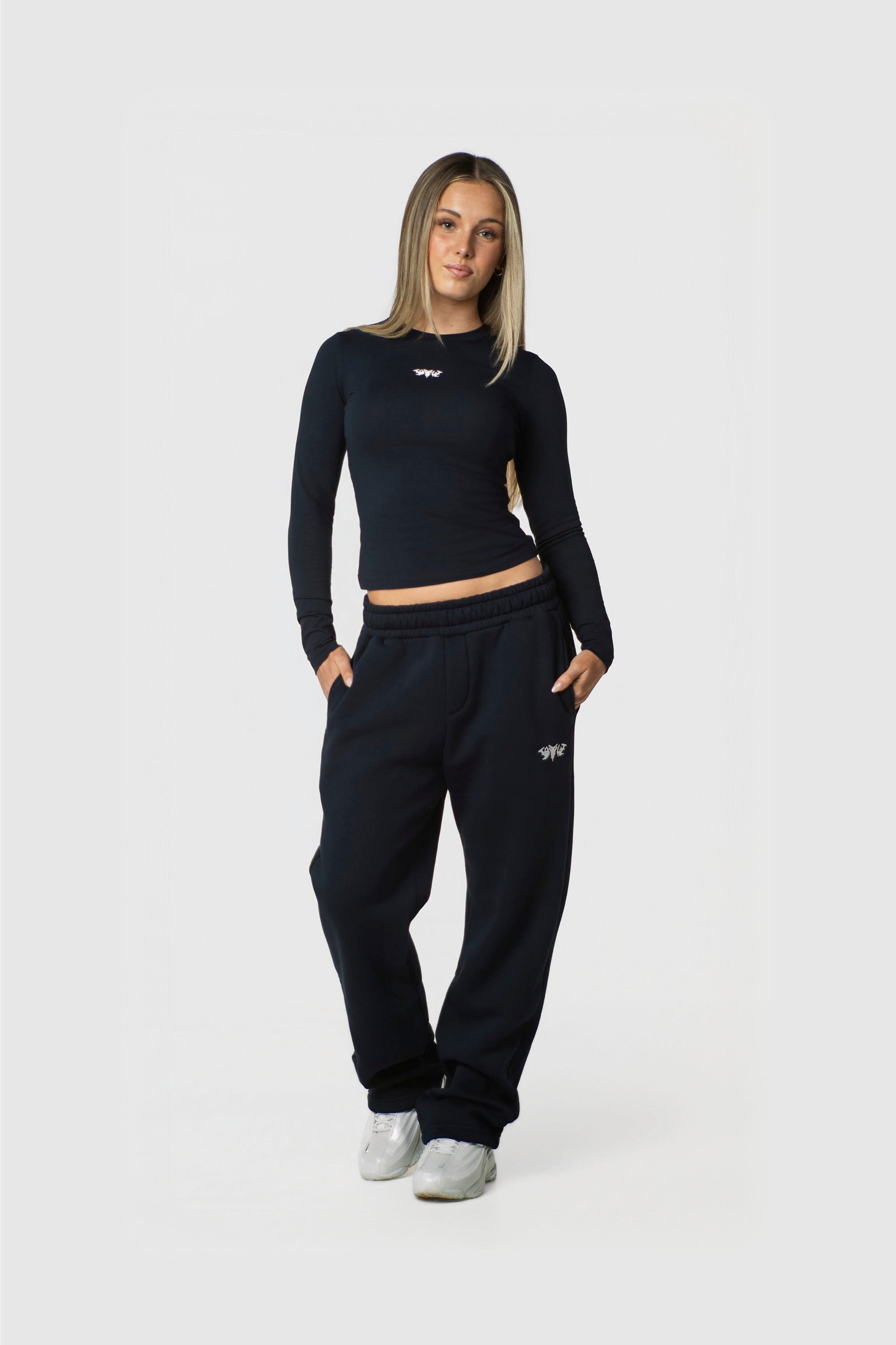 WOMEN LONGSLEEVE NAVY