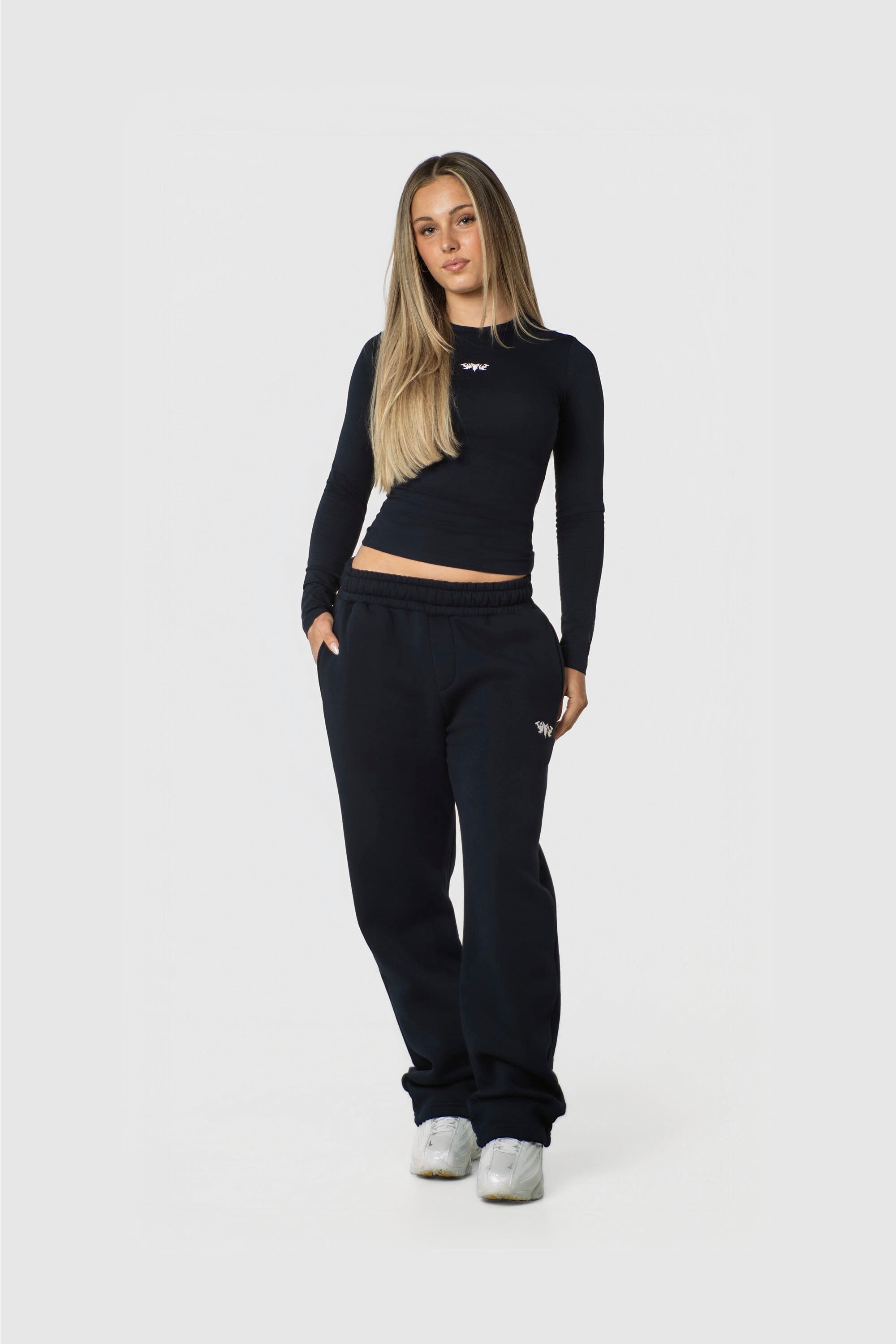 WOMEN LONGSLEEVE NAVY