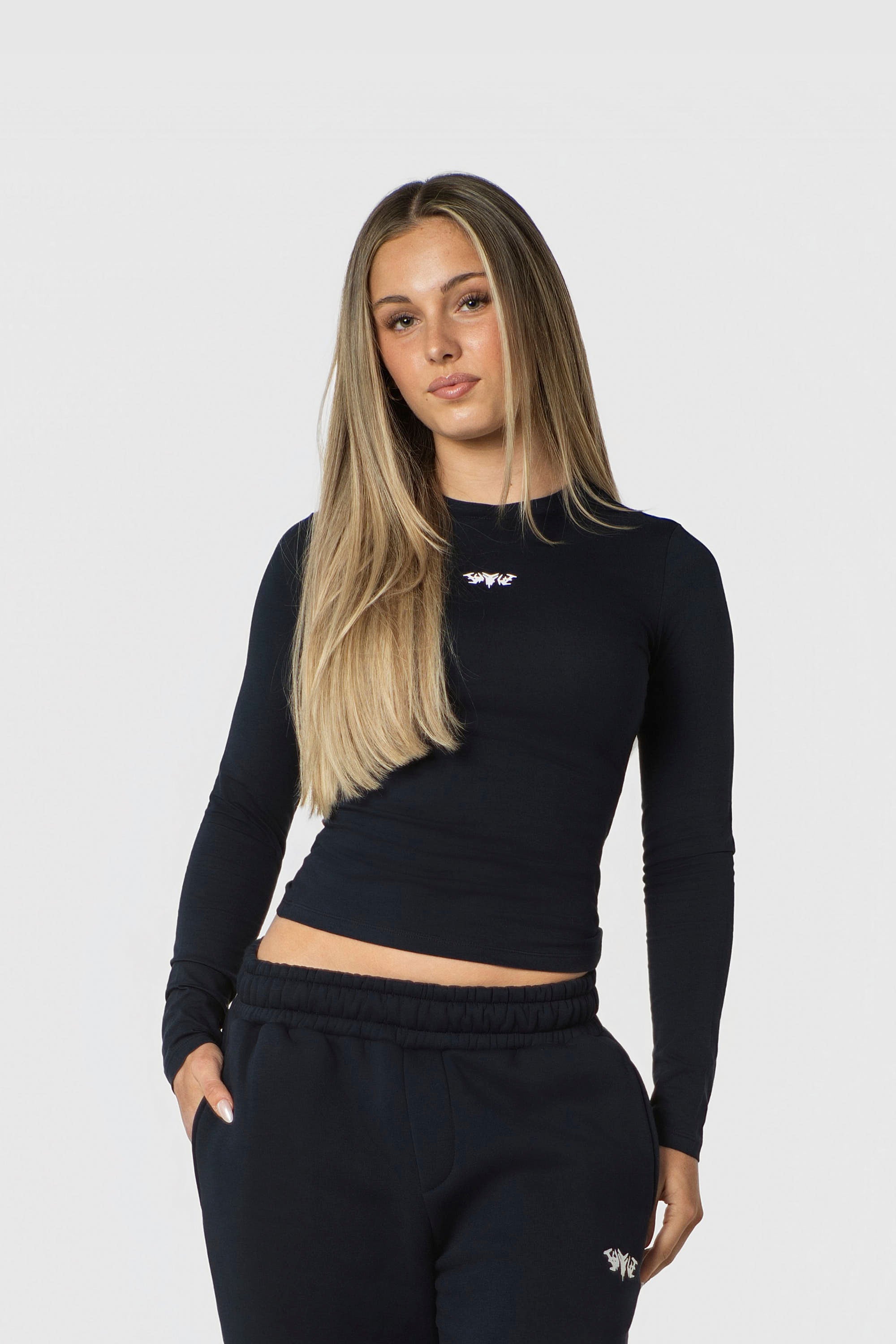 WOMEN LONGSLEEVE NAVY