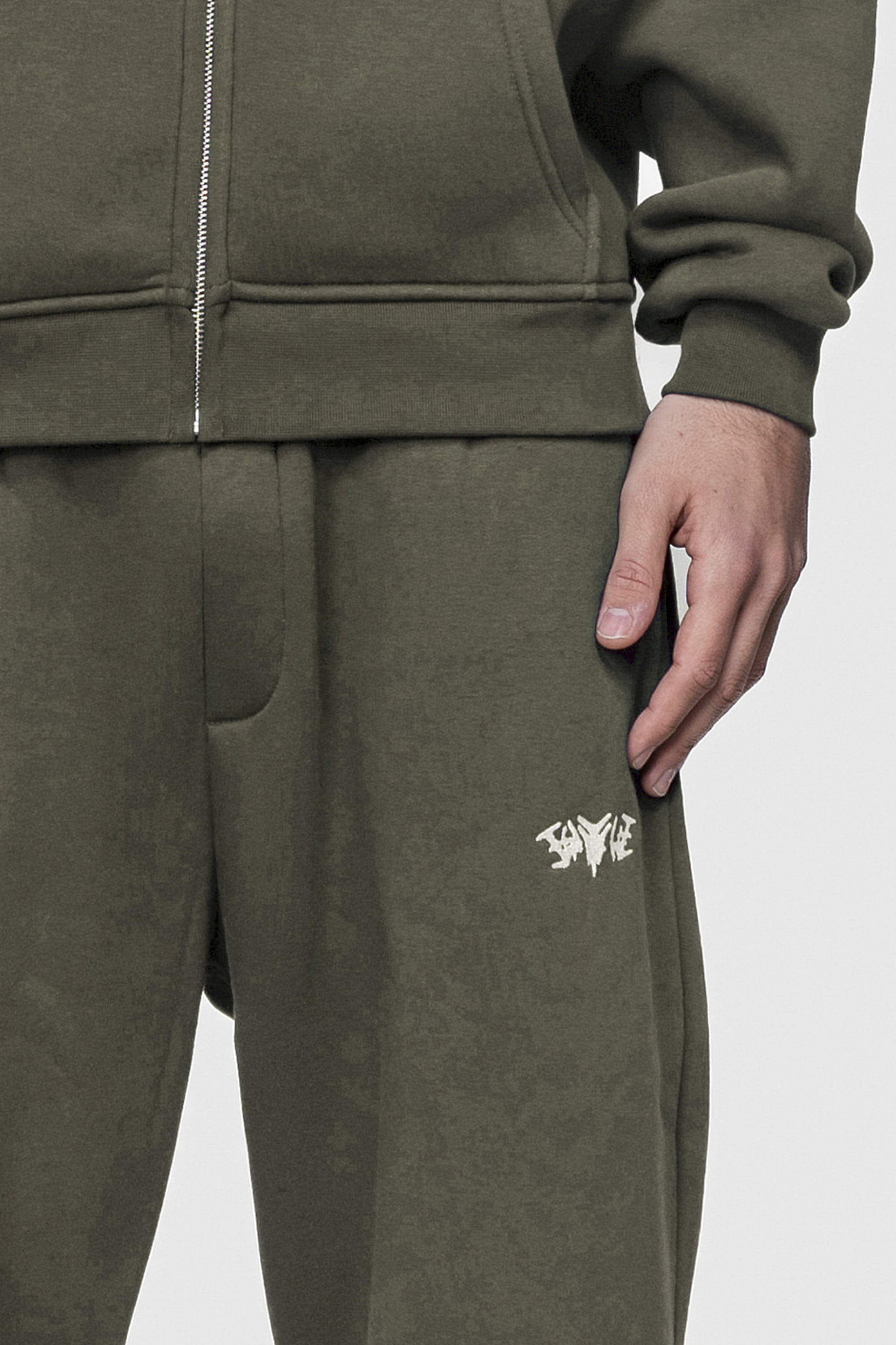 BASIC SWEATPANTS OLIVE