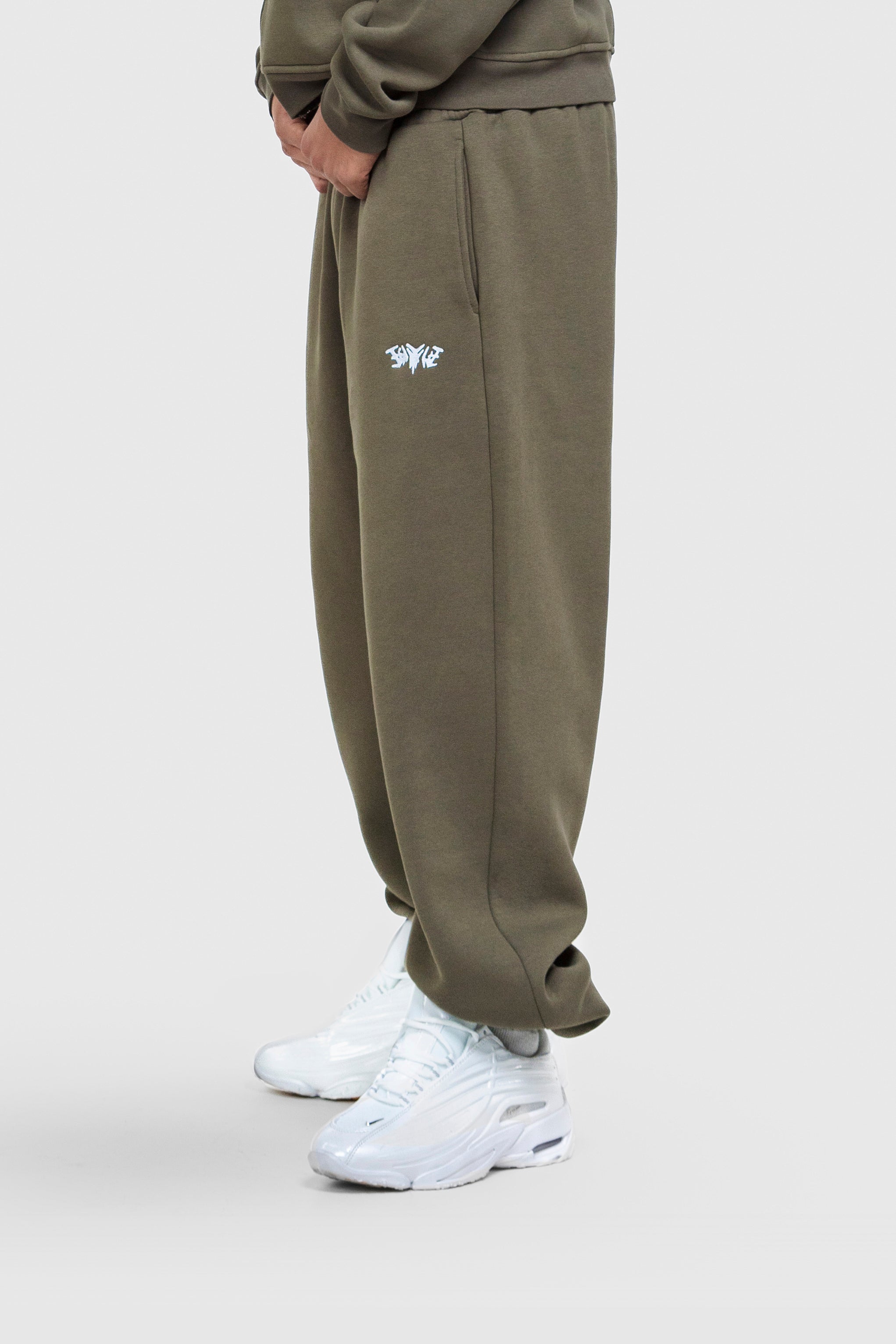BASIC CUFFED JOGGER OLIVE