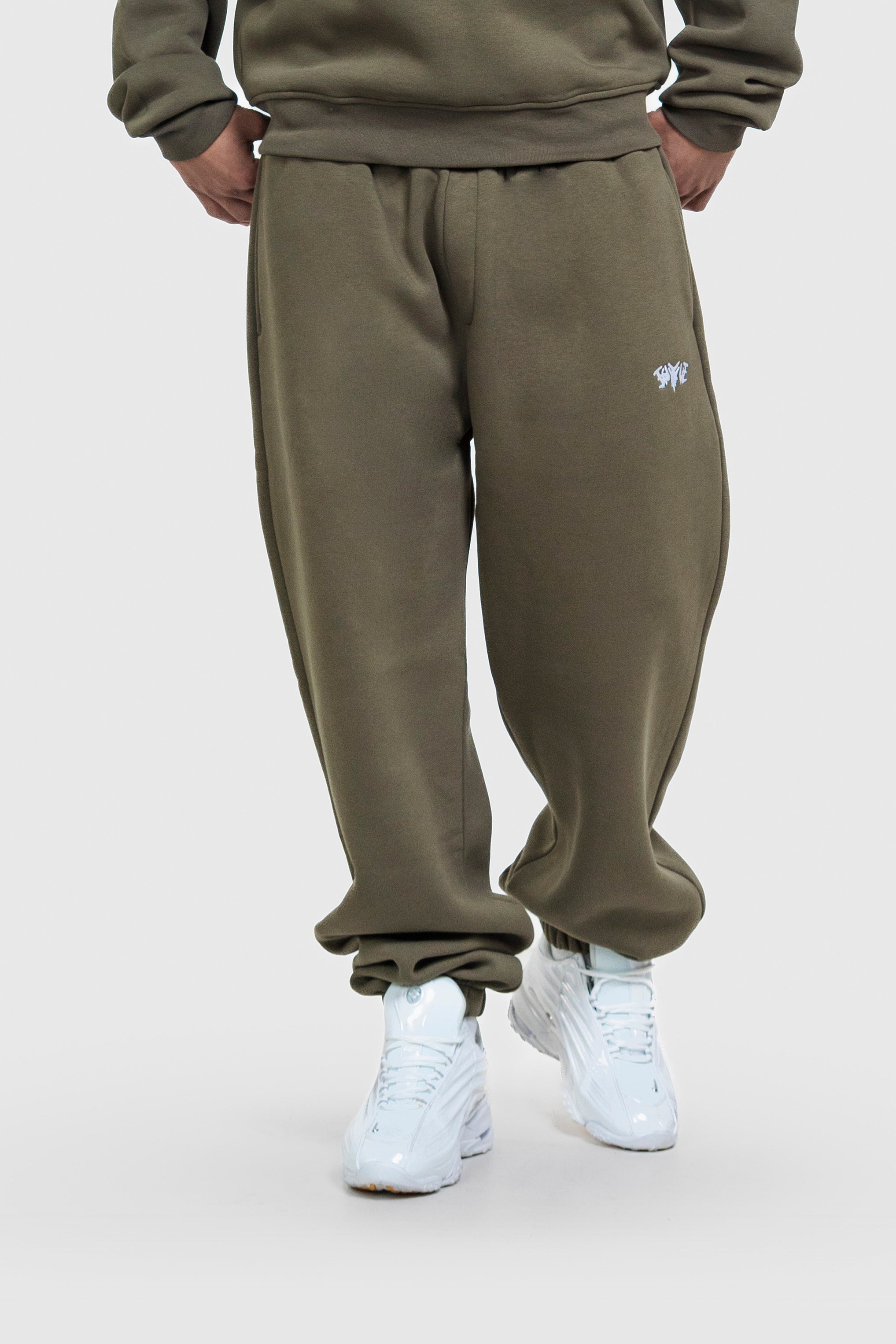 BASIC CUFFED JOGGER OLIVE