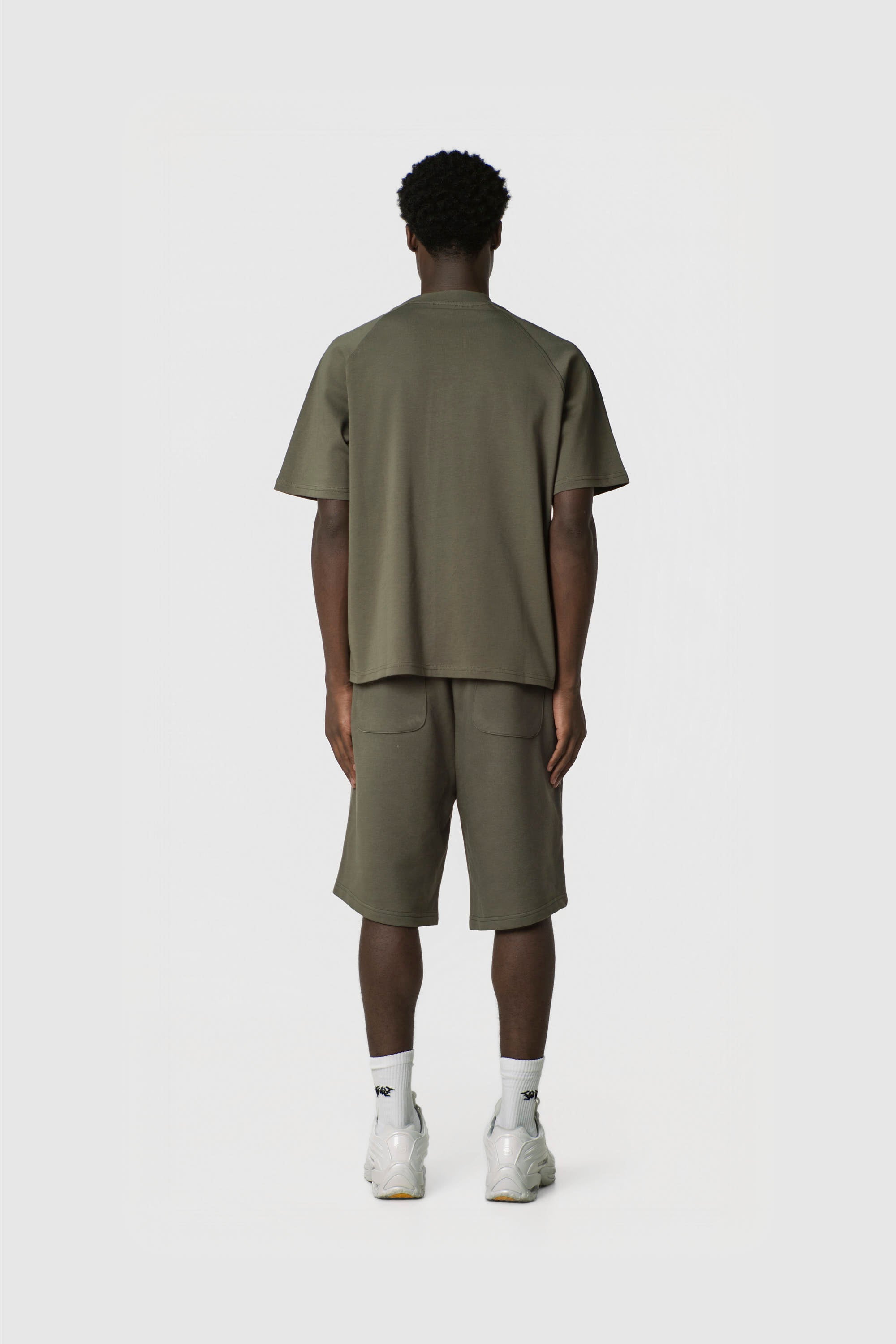 SHORTS OLIVE
