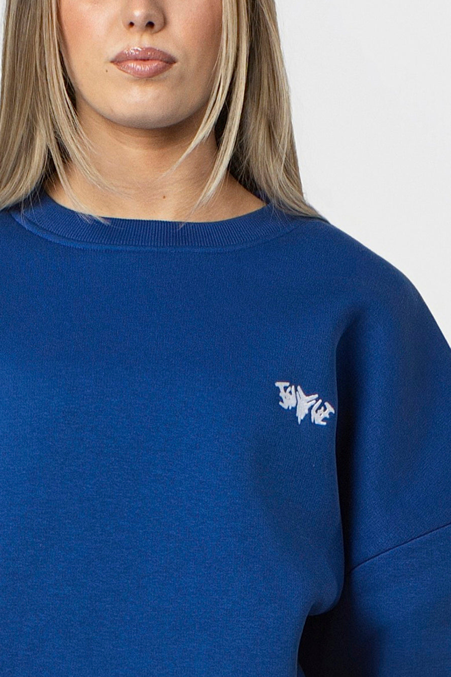 BASIC SWEATER ROYAL BLUE
