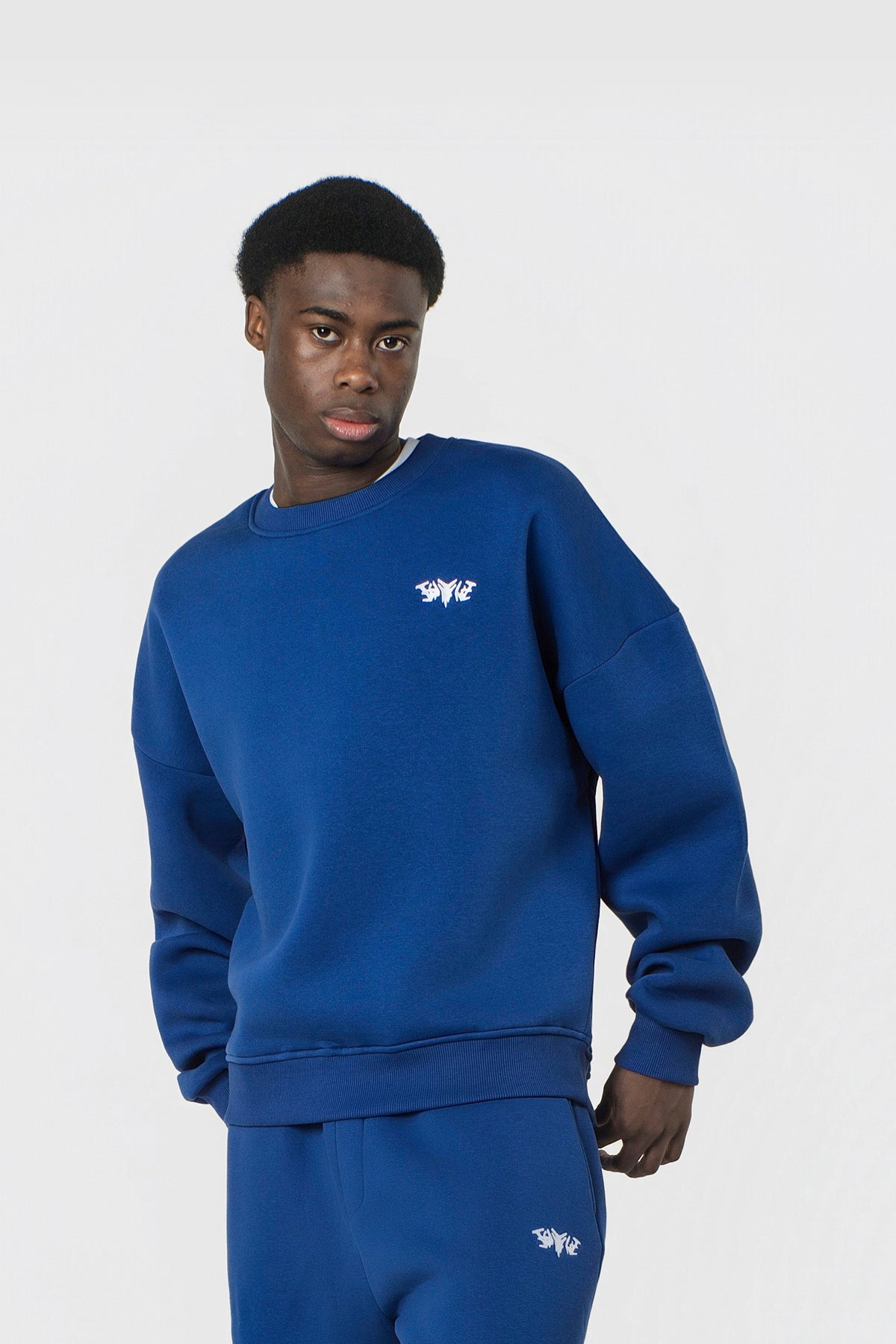 BASIC SWEATER ROYAL BLUE