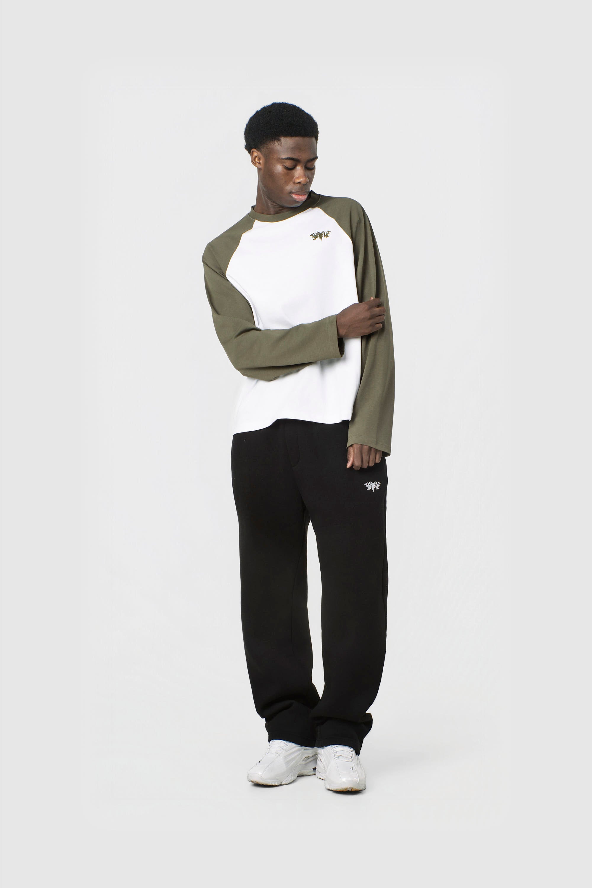 RAGLAN LONGSLEEVE OLIVE