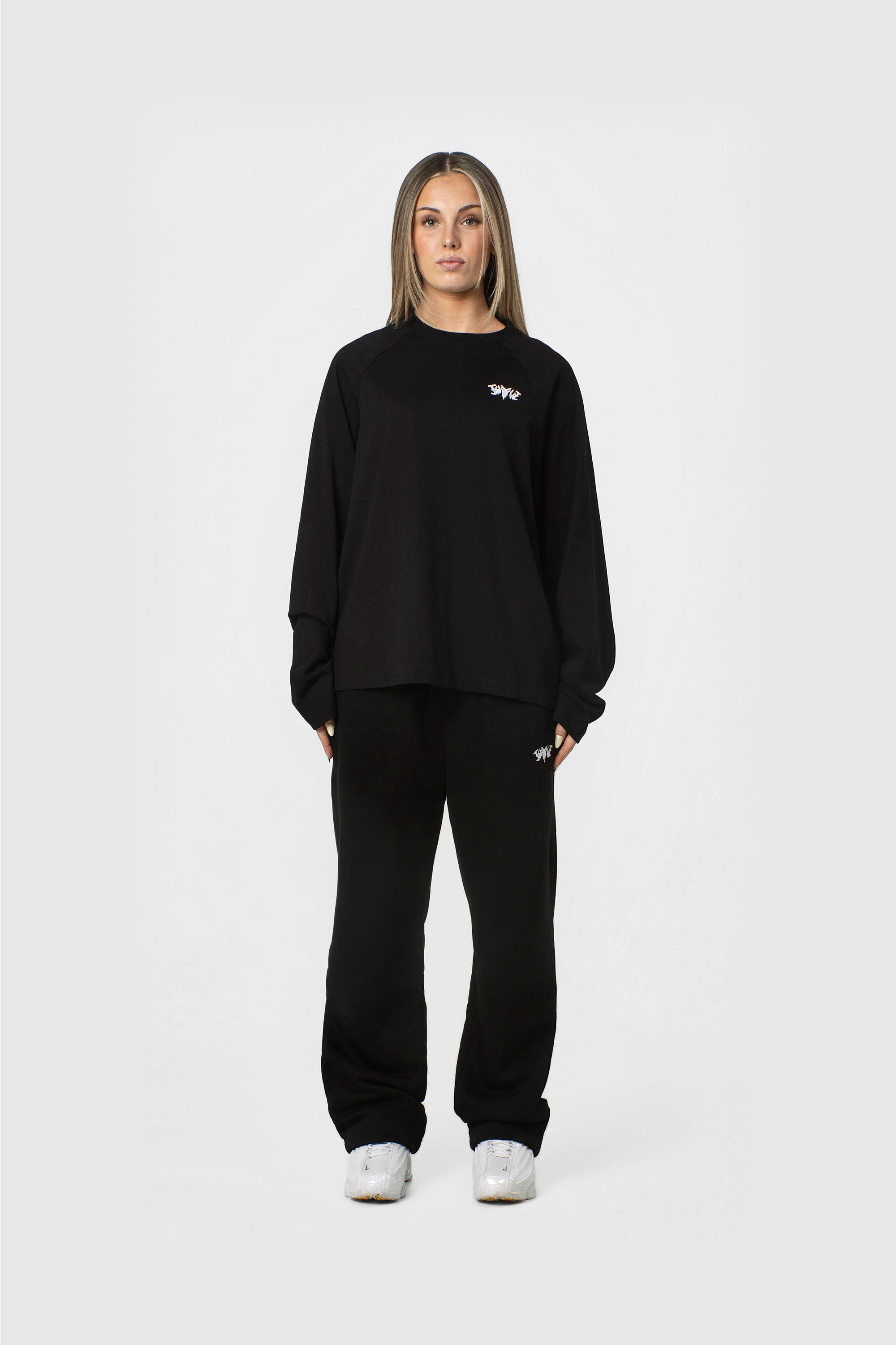 RAGLAN LONGSLEEVE BLACK