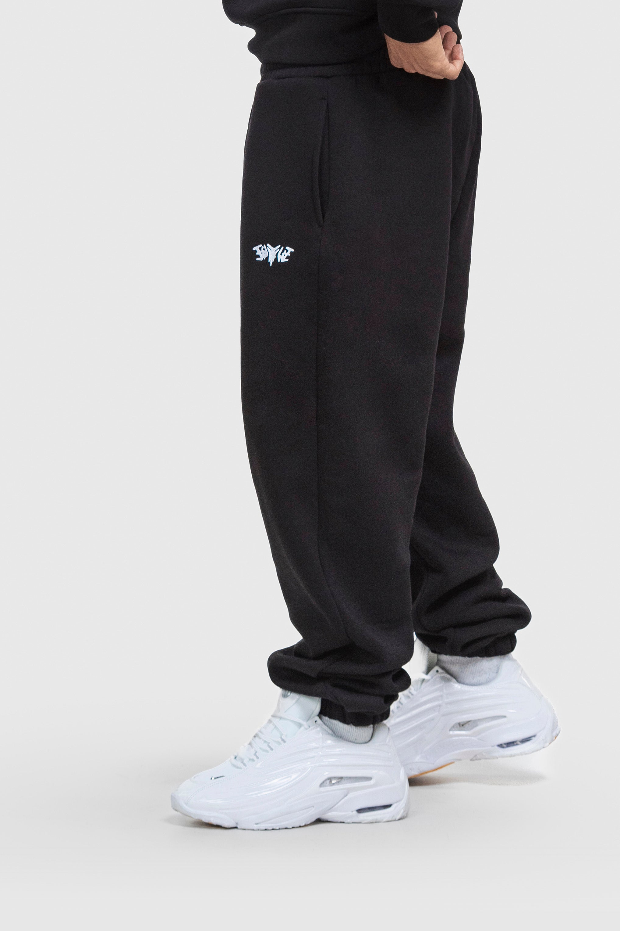 BASIC CUFFED JOGGER BLACK