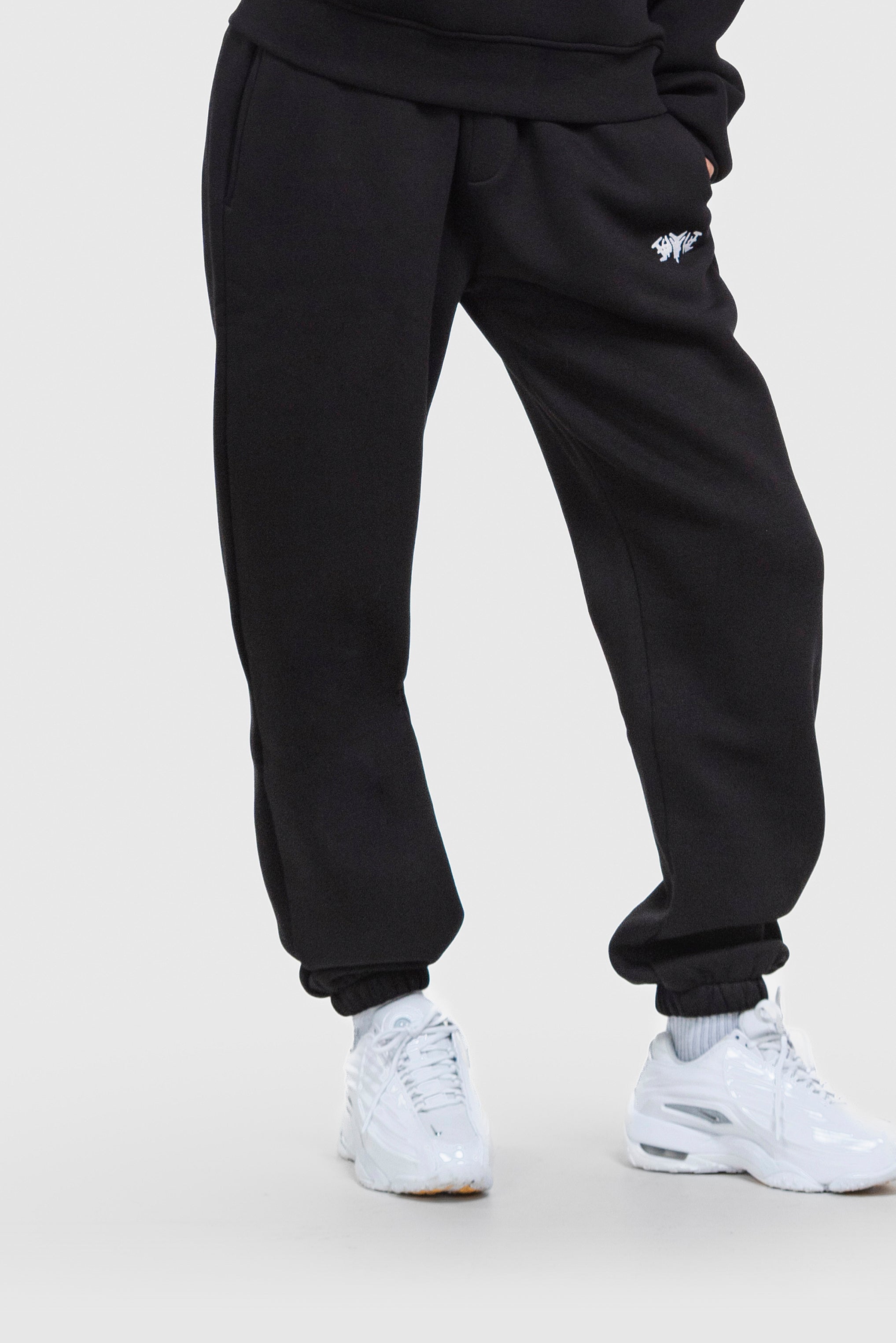 BASIC CUFFED JOGGER BLACK
