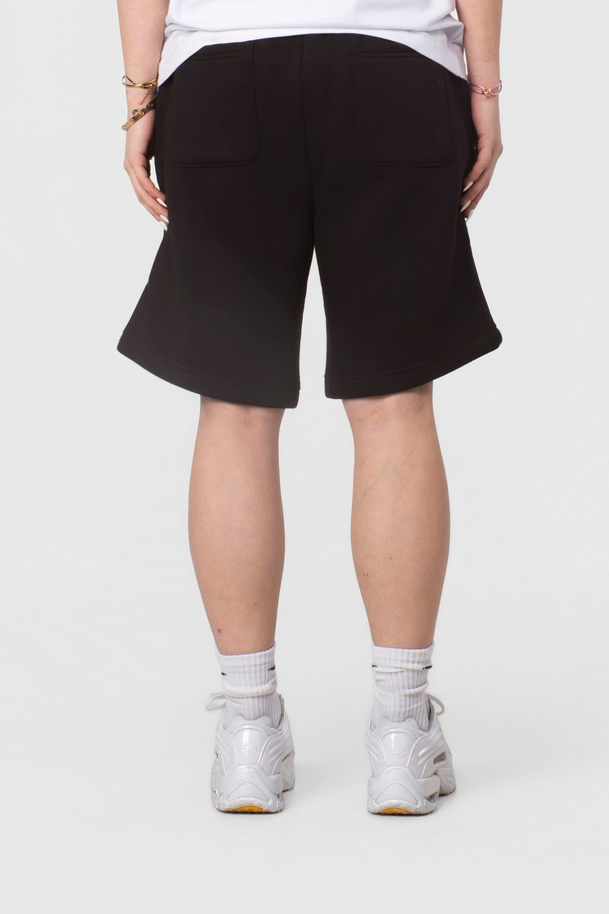 BASIC SHORTS BLACK