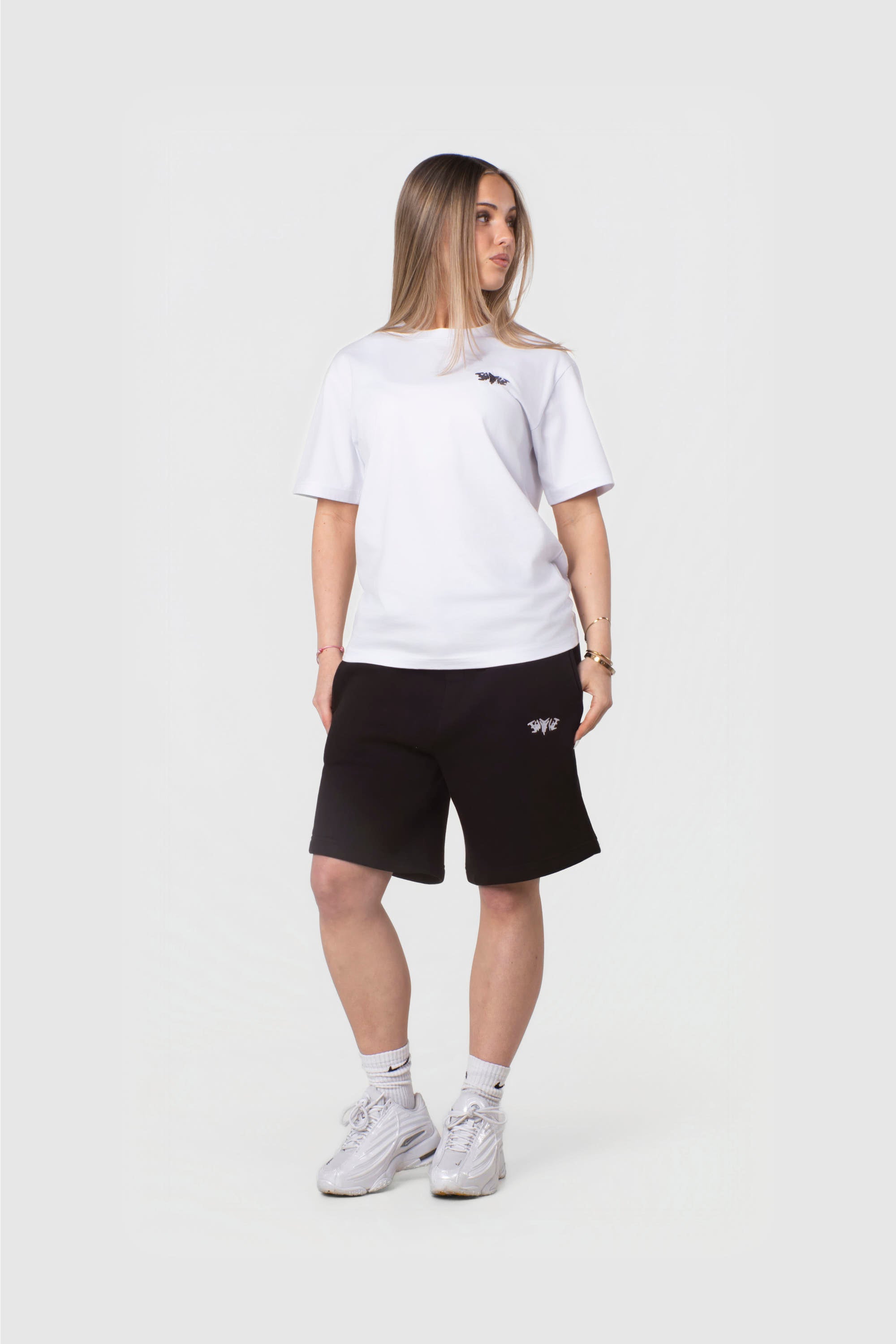 BASIC SHORTS BLACK