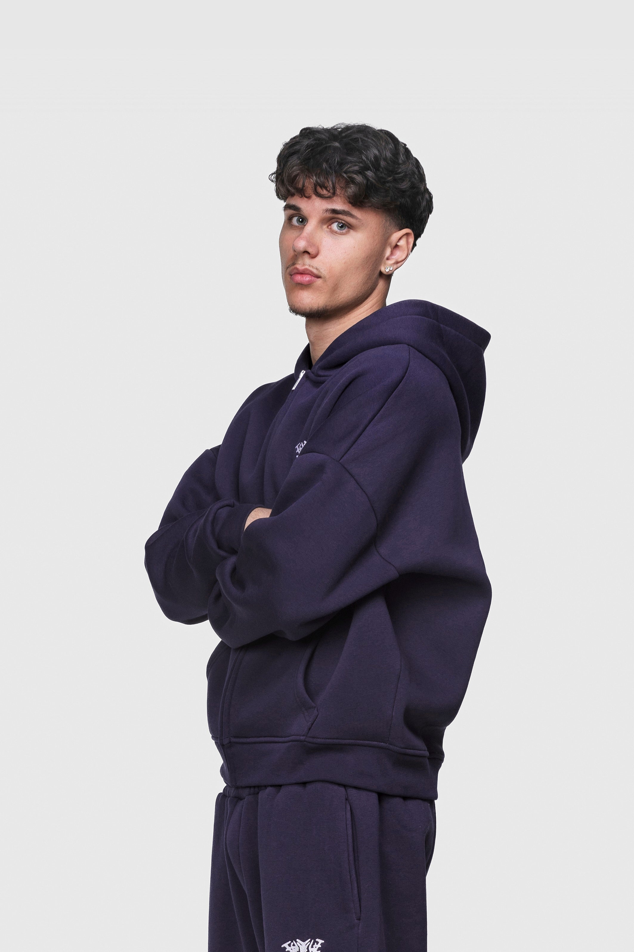 BASIC ZIP HOODIE DARK GRAPE