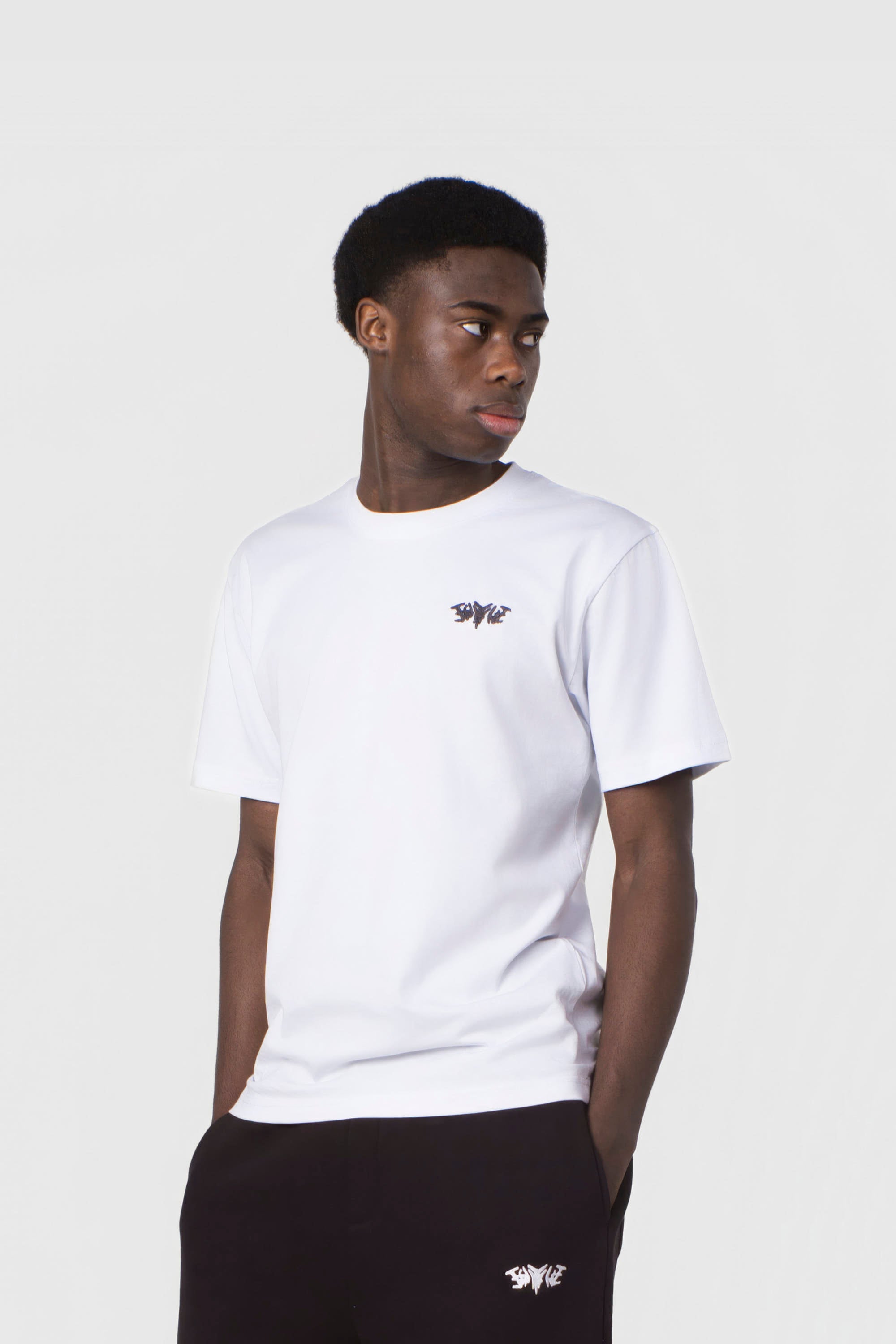 SLIM BASIC SHIRT WHITE