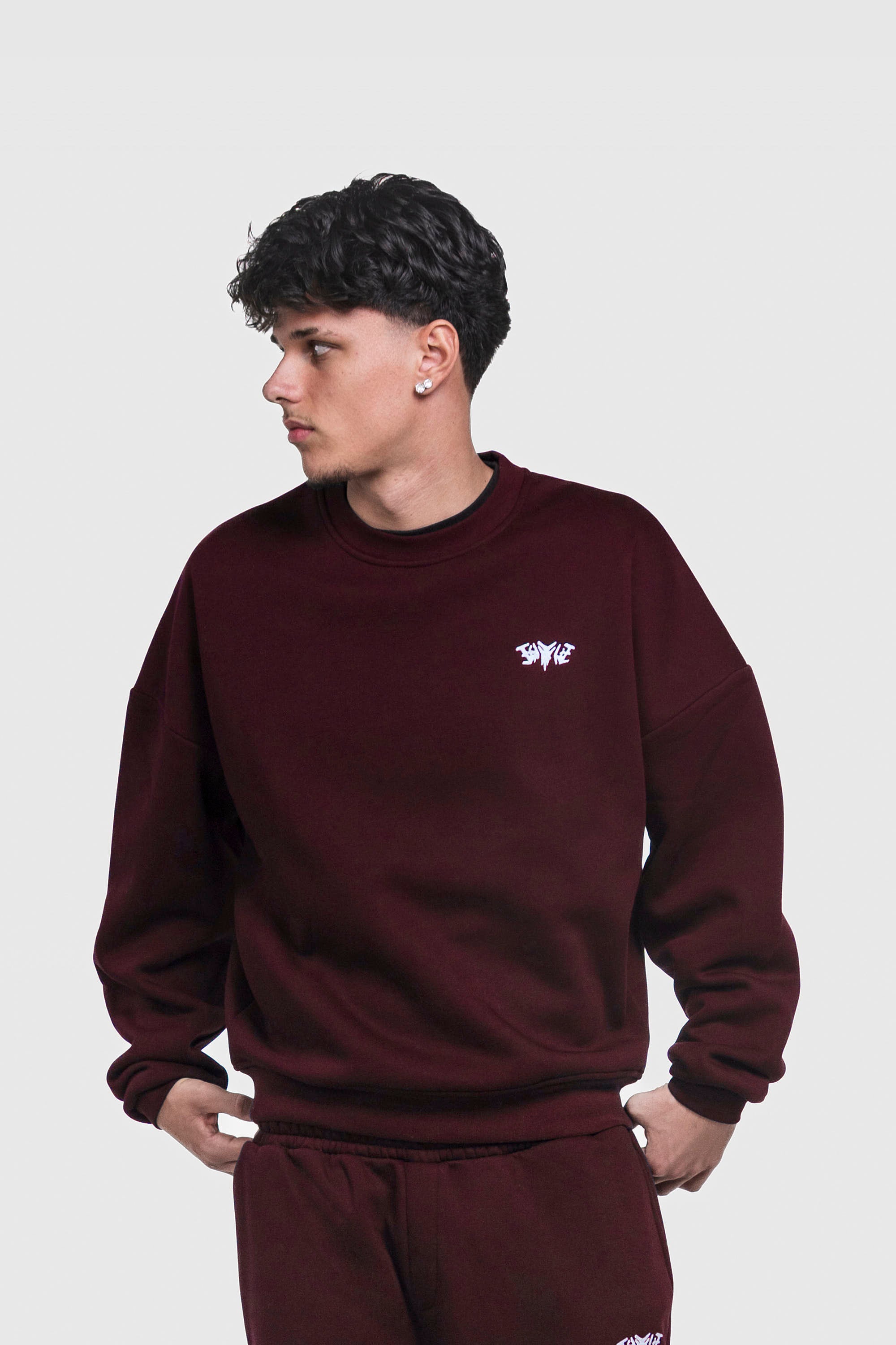 BASIC SWEATER REDWINE