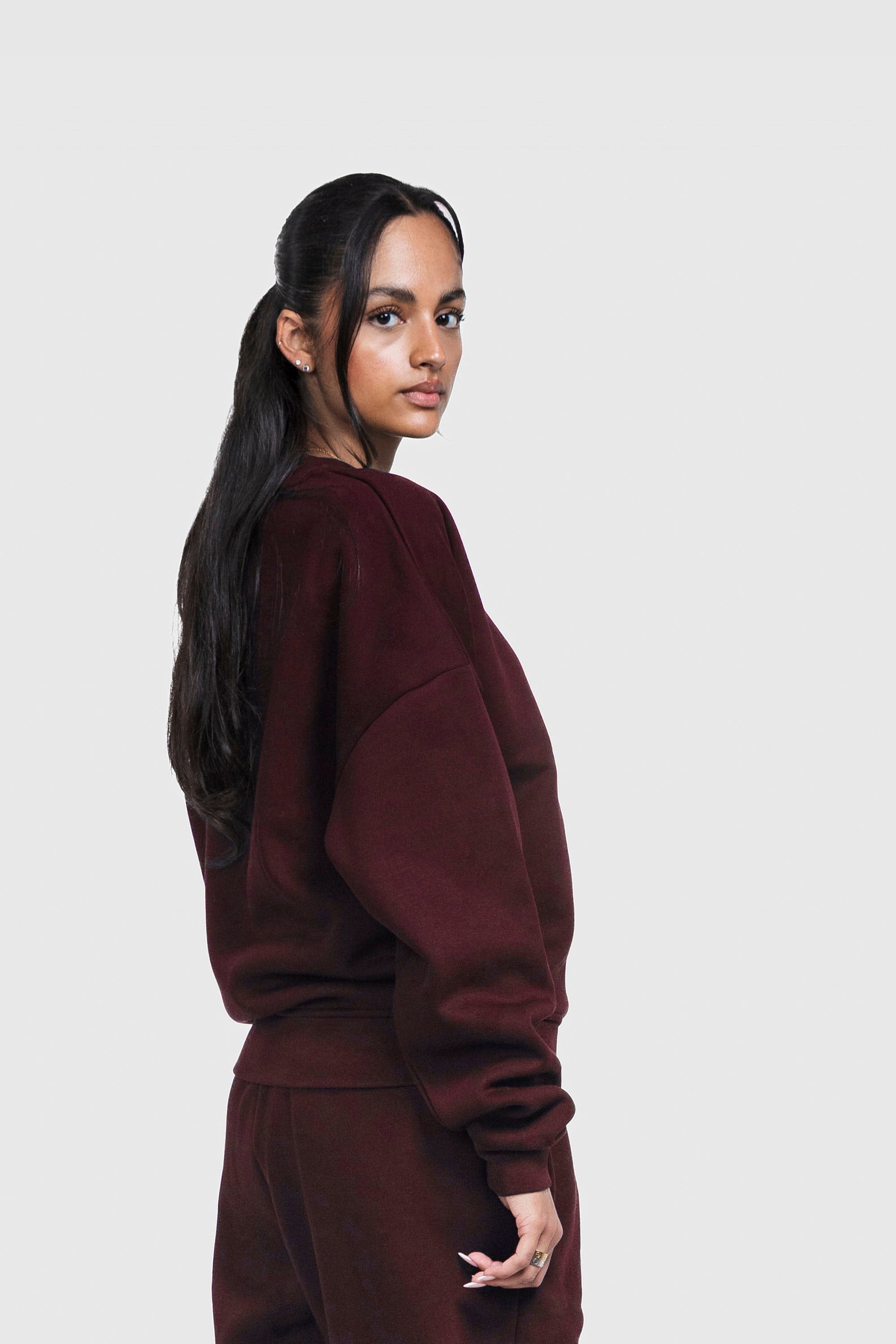 BASIC SWEATER REDWINE