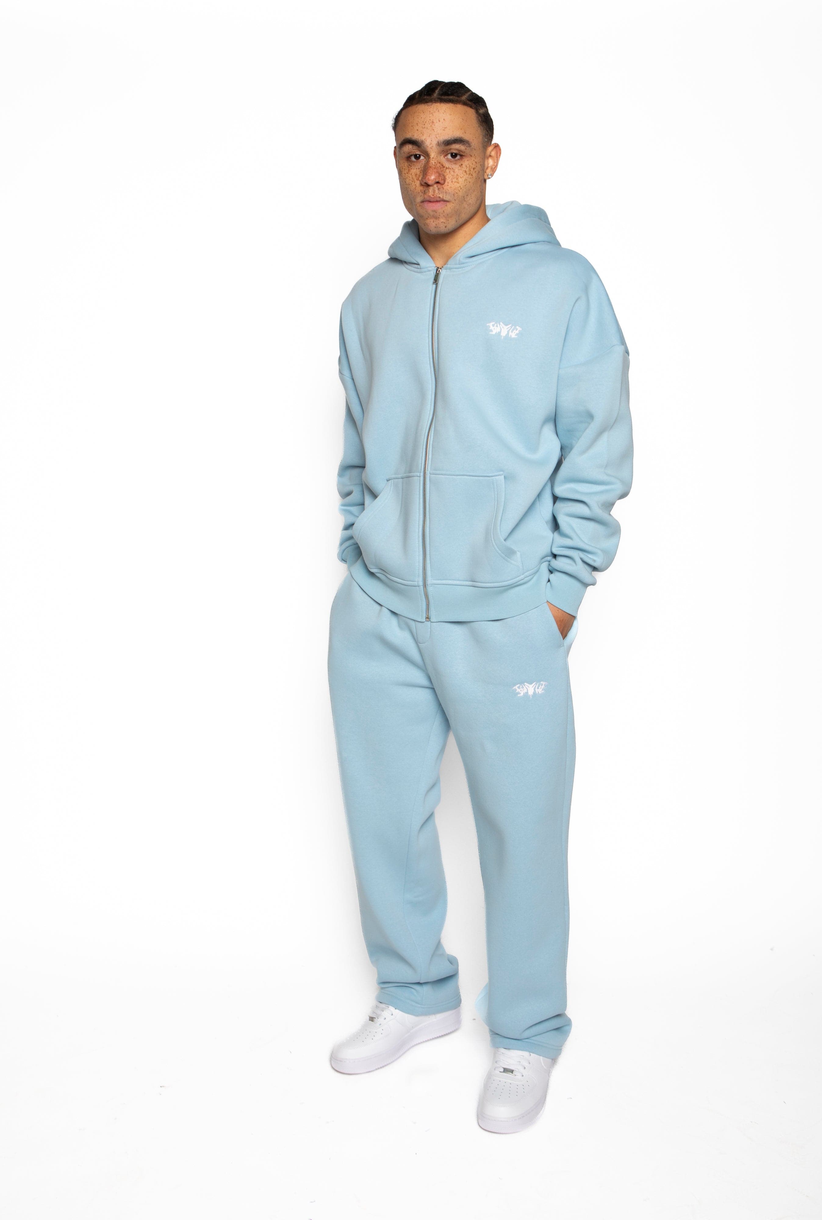 BASIC ZIP HOODIE BABYBLUE